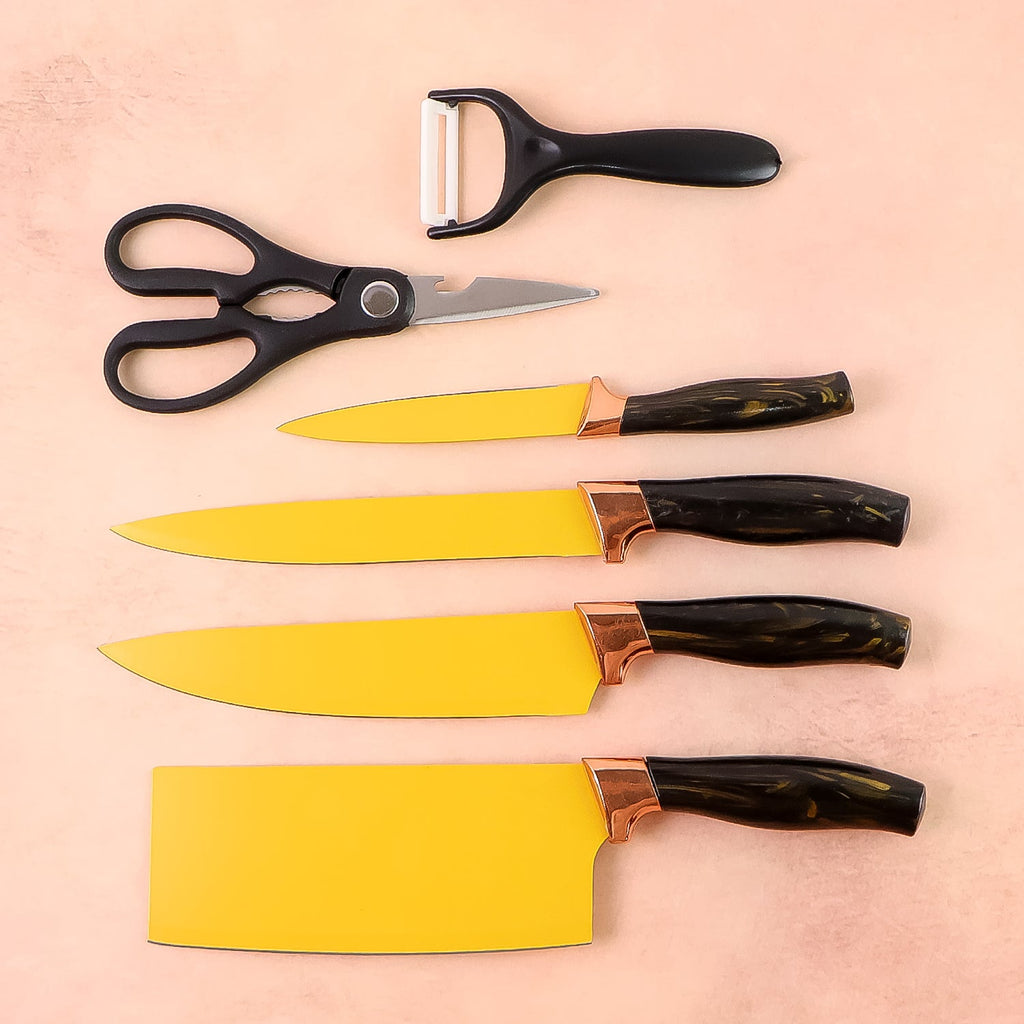 Black marbled ergonomic handle on kitchen knife blade
