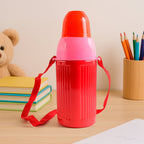 Front view of a blue 500ml insulated water bottle, highlighting its BPA-free material.