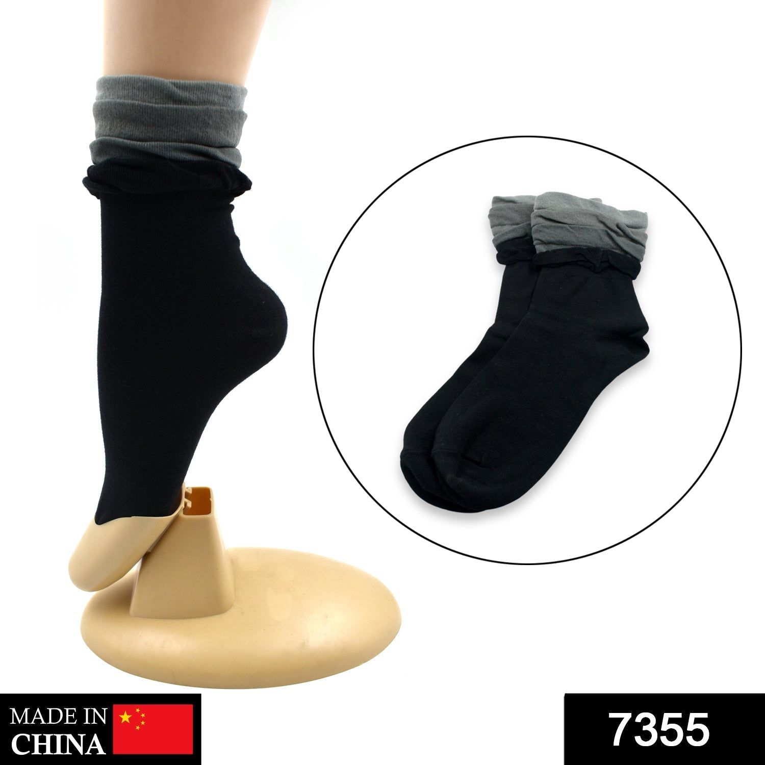Soft cotton ankle socks with a skin-friendly design.