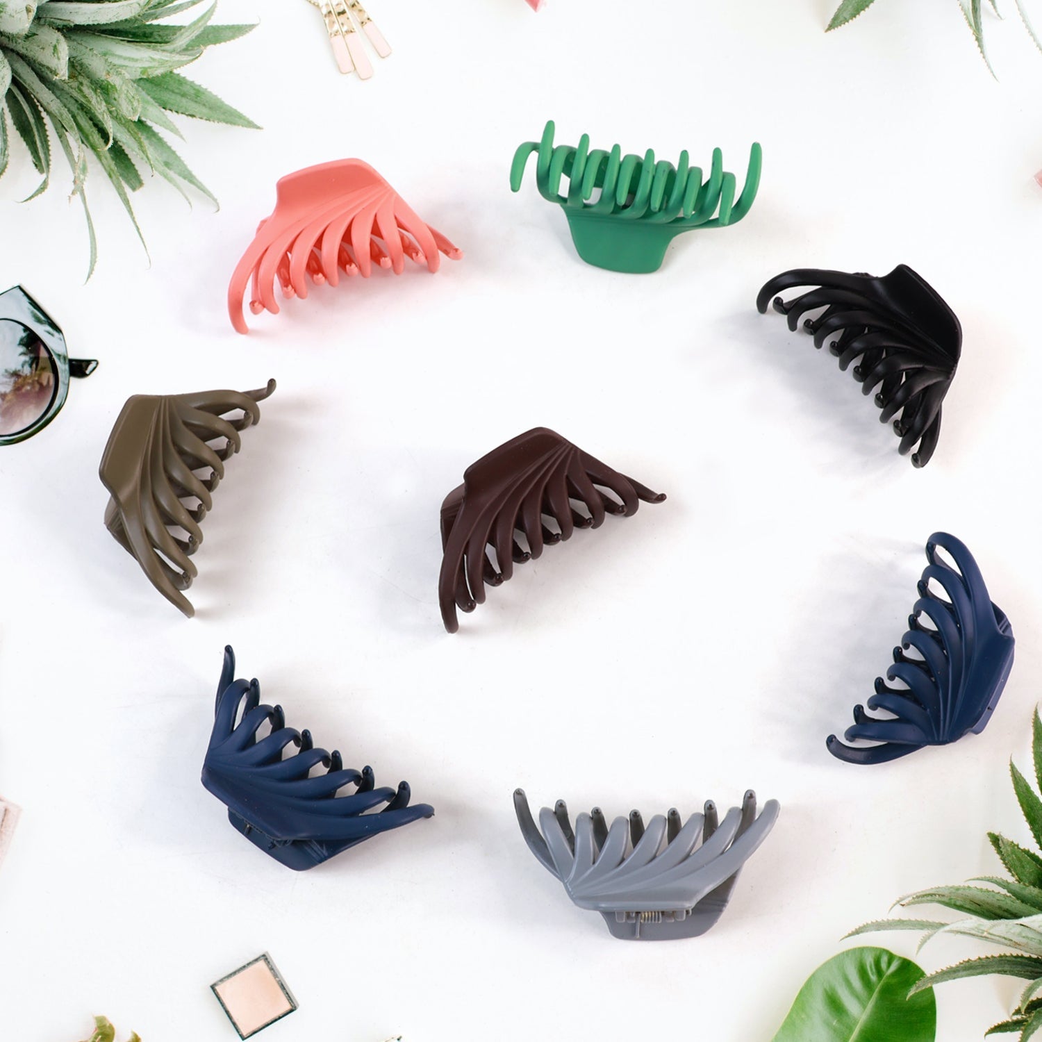 Detailed view of simple matte plastic hair clamp