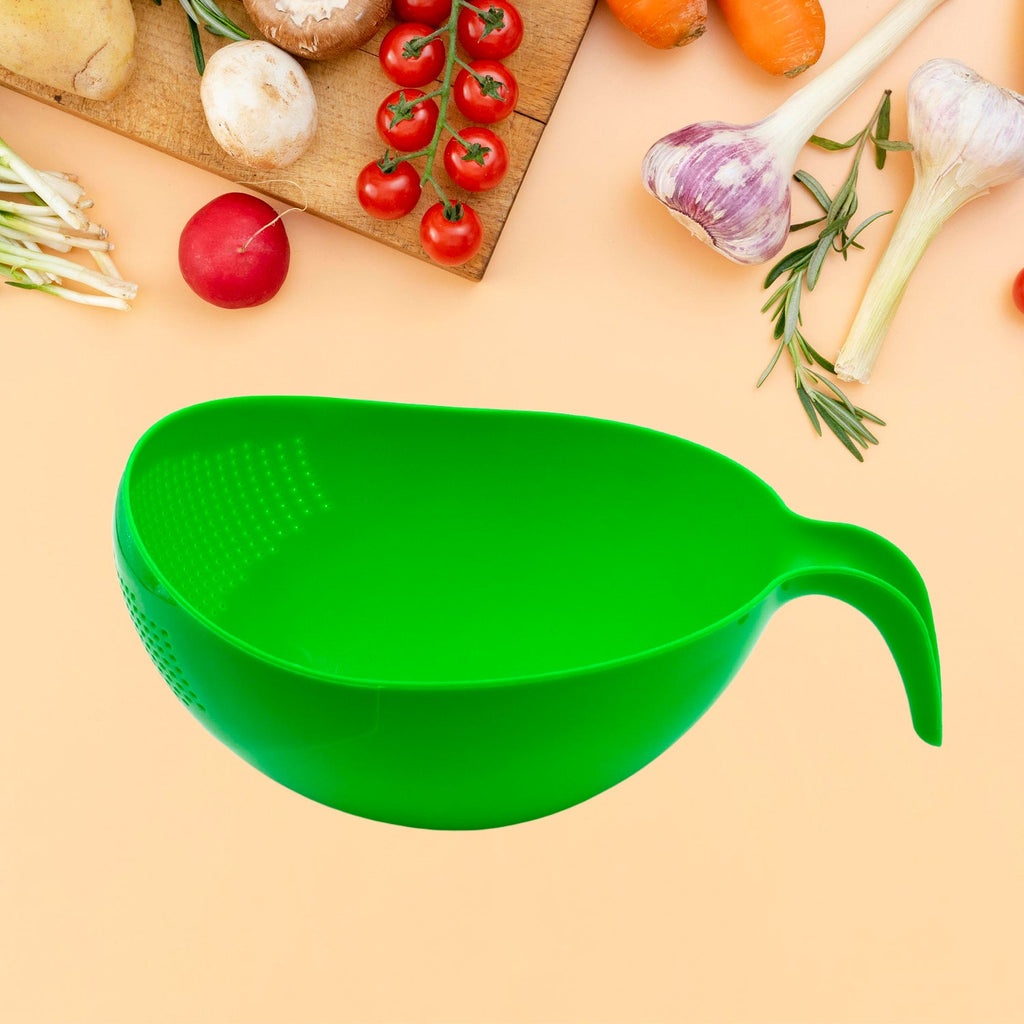Side view of the Quickslice handle colander, showcasing its thick drain basket for rice washing.