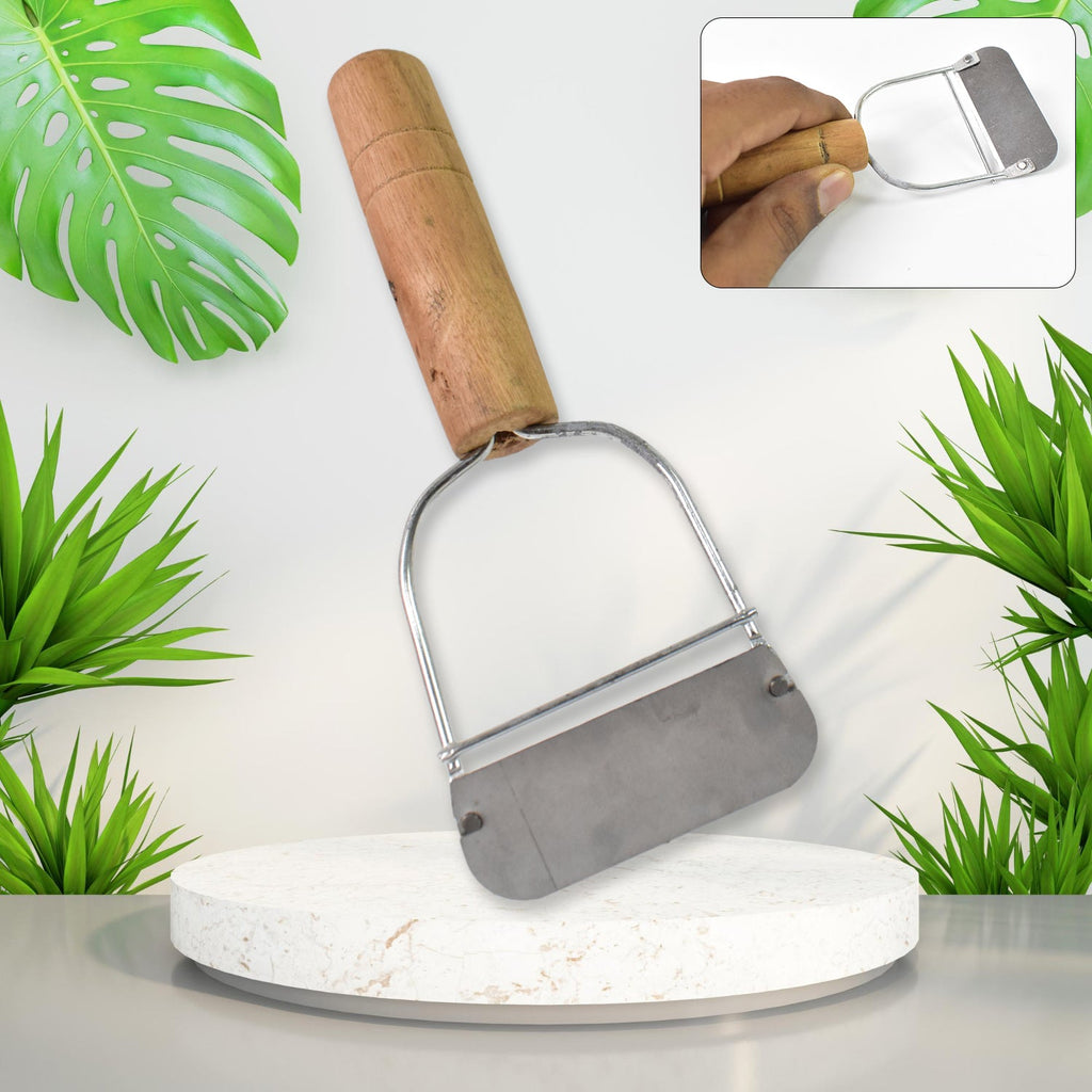 Wooden handle vegetable peeler with stainless steel blade for easy peeling