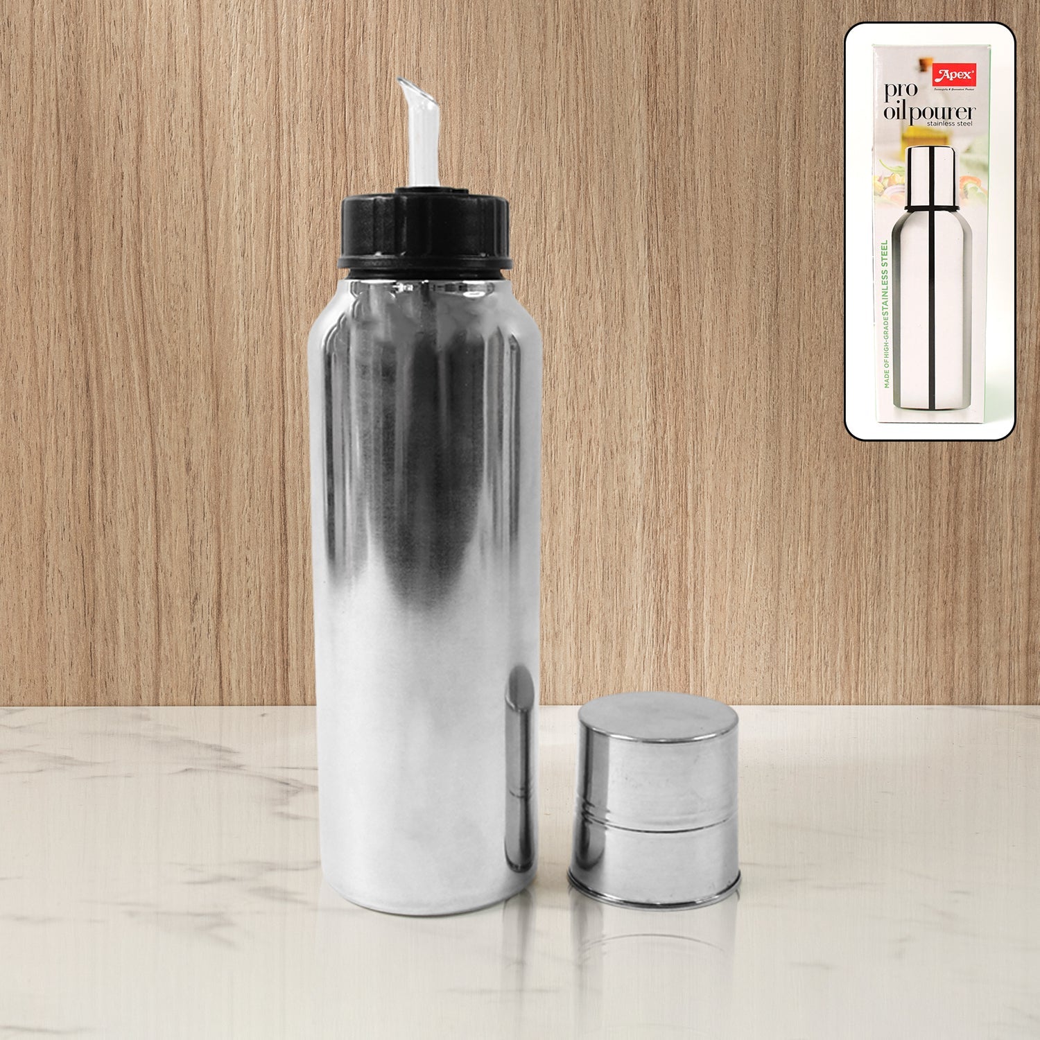 Stainless steel oil pourer with leak-proof spout and 750ml capacity