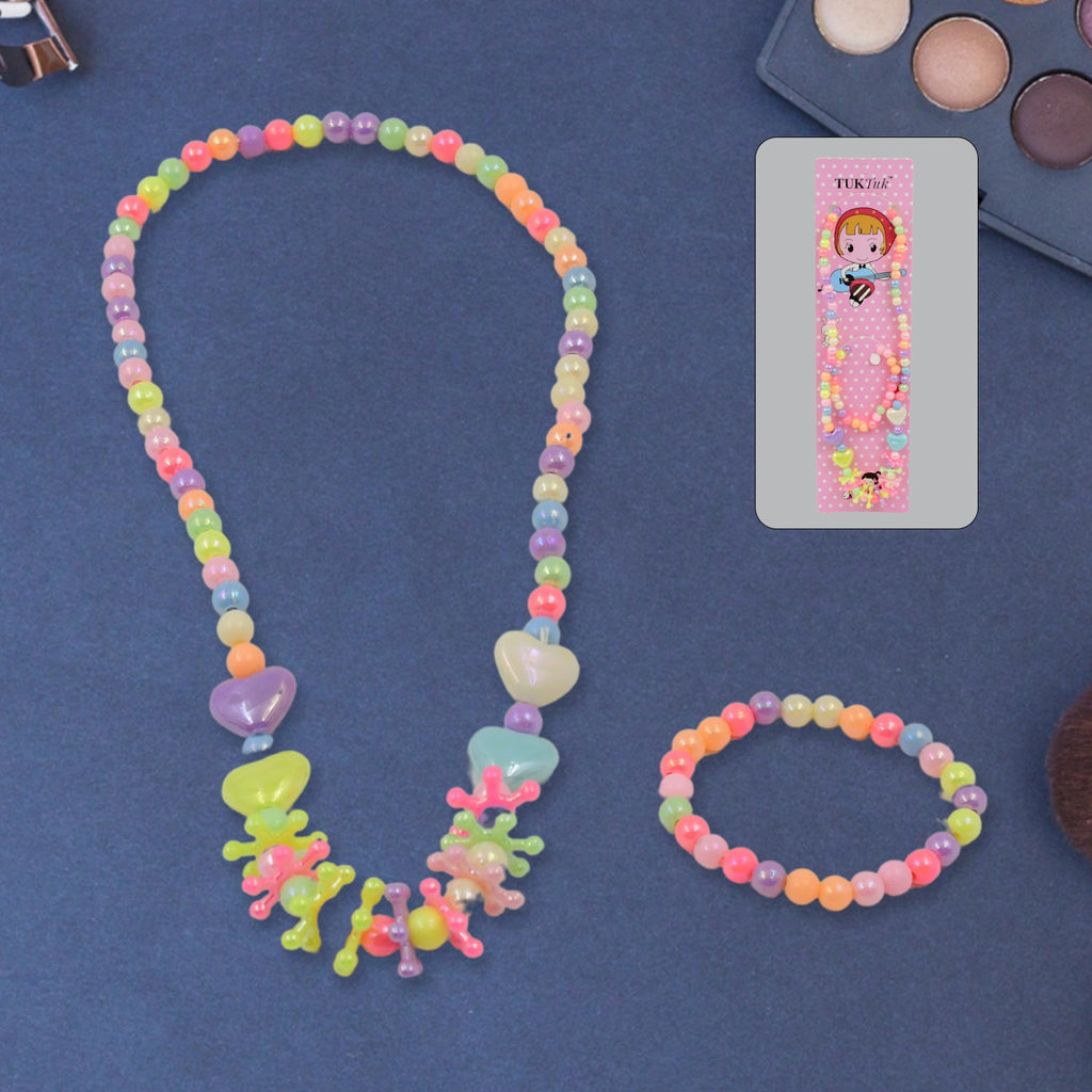 Charming Kids Pearl Necklace Set with matching bracelet for girls.