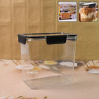 Transparent airtight food storage container with easy snap lid, 2500ml capacity