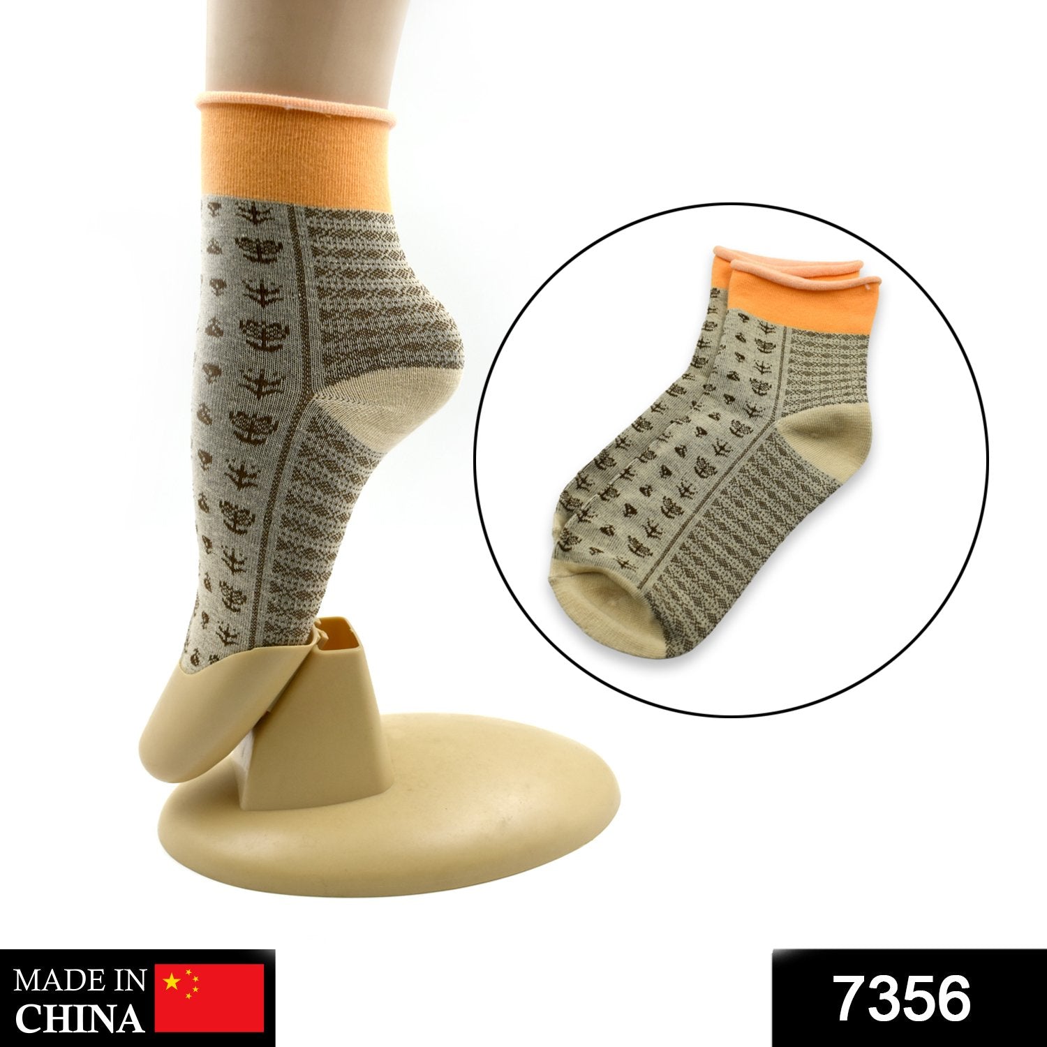 Close-up of grey breathable cotton ankle socks, highlighting the quality fabric.