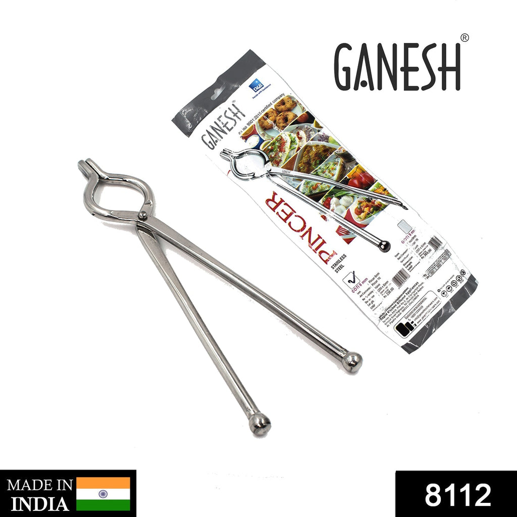 Close-up of the robust grip of Ganesh Goti Sansi, showcasing its premium stainless steel.