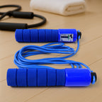 Digital skipping rope with adjustable length and digital jump counter
