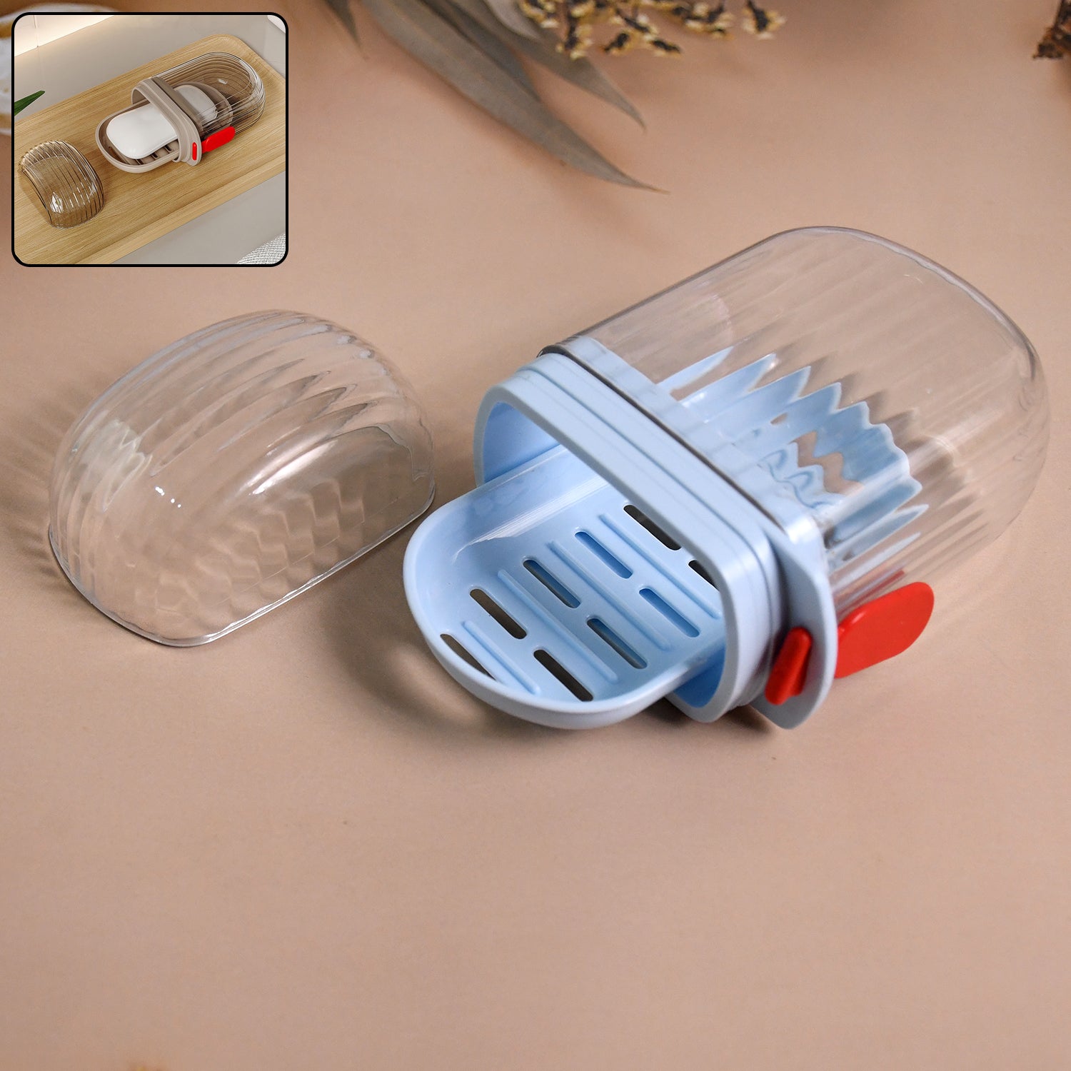 Transparent soap box with drain tray and secure lock clip for soap storage