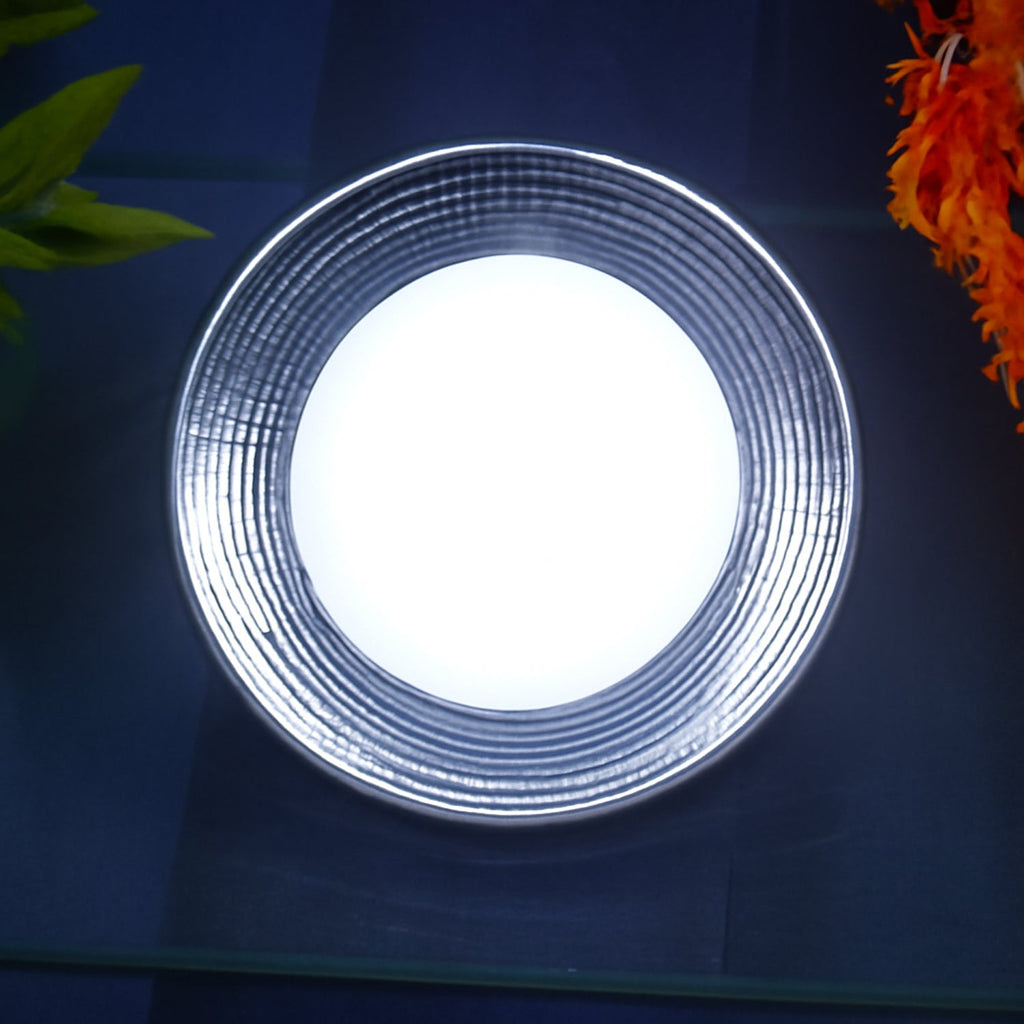Neutral image of rechargeable hanging LED light