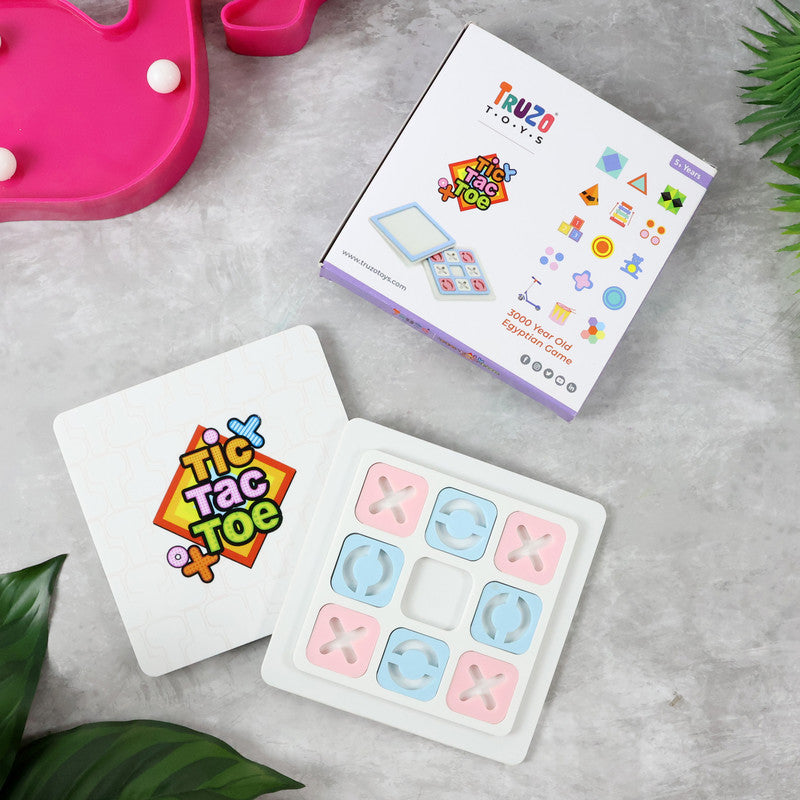Portable Tic Tac Toe X and O board game for travel