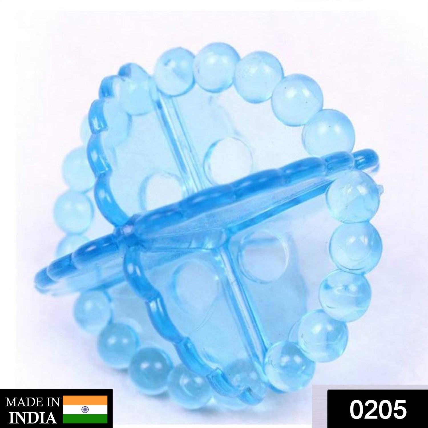 Pack of 4 eco-friendly Detergent-Free Laundry Balls for natural washing.