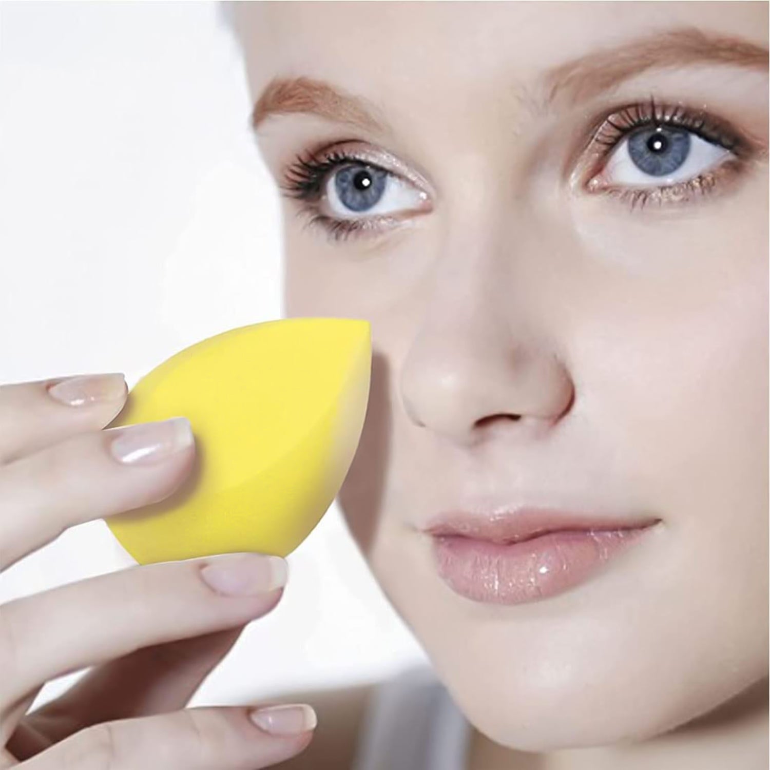 Flexible velvet-textured makeup sponge for smooth cosmetic blending