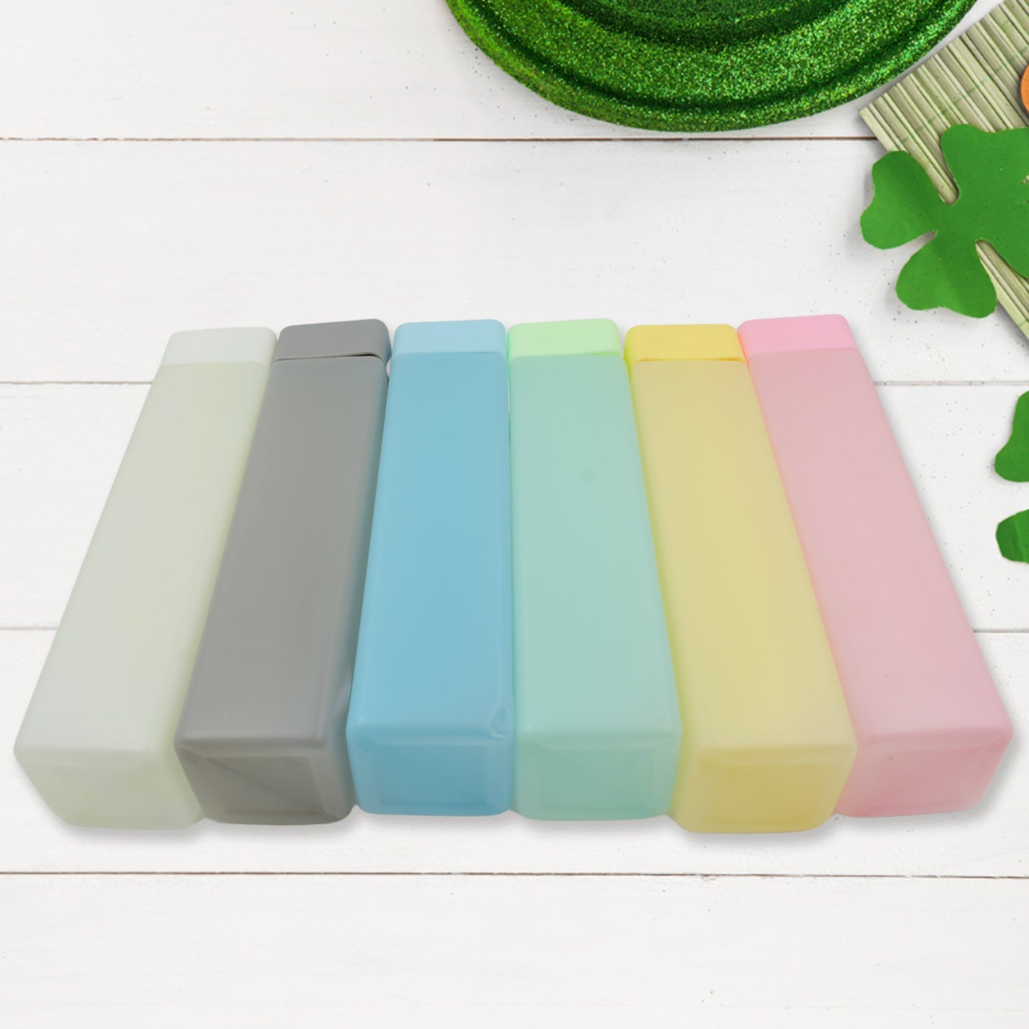 Wide mouth opening of the durable plastic water bottle, perfect for ice cubes.