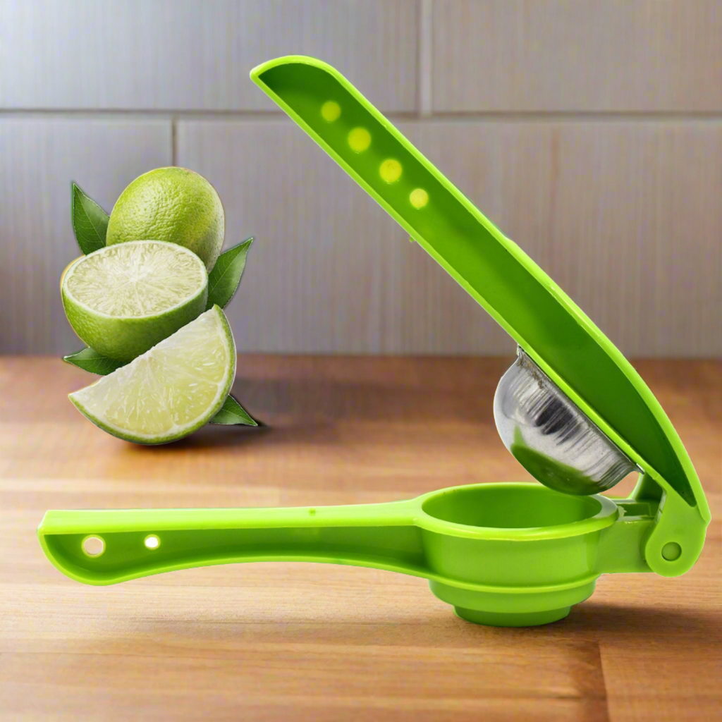 Close-up of the easy-grip handle on the Quickslice 2-in-1 citrus juicer.