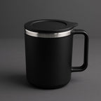 Ergonomic black insulated coffee mug with its soft-fit silicone lid, ideal for daily use.