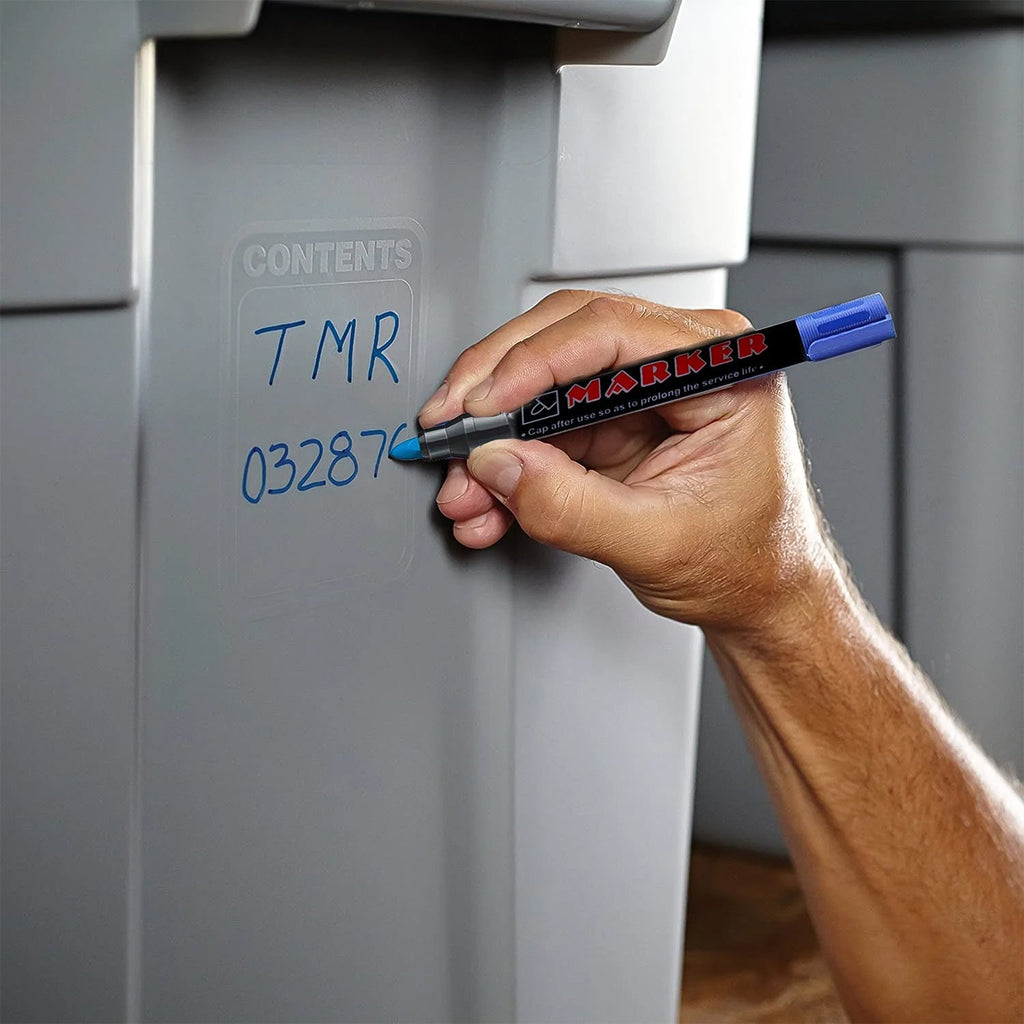 Refillable jumbo tip whiteboard marker in sleek silver and blue design.