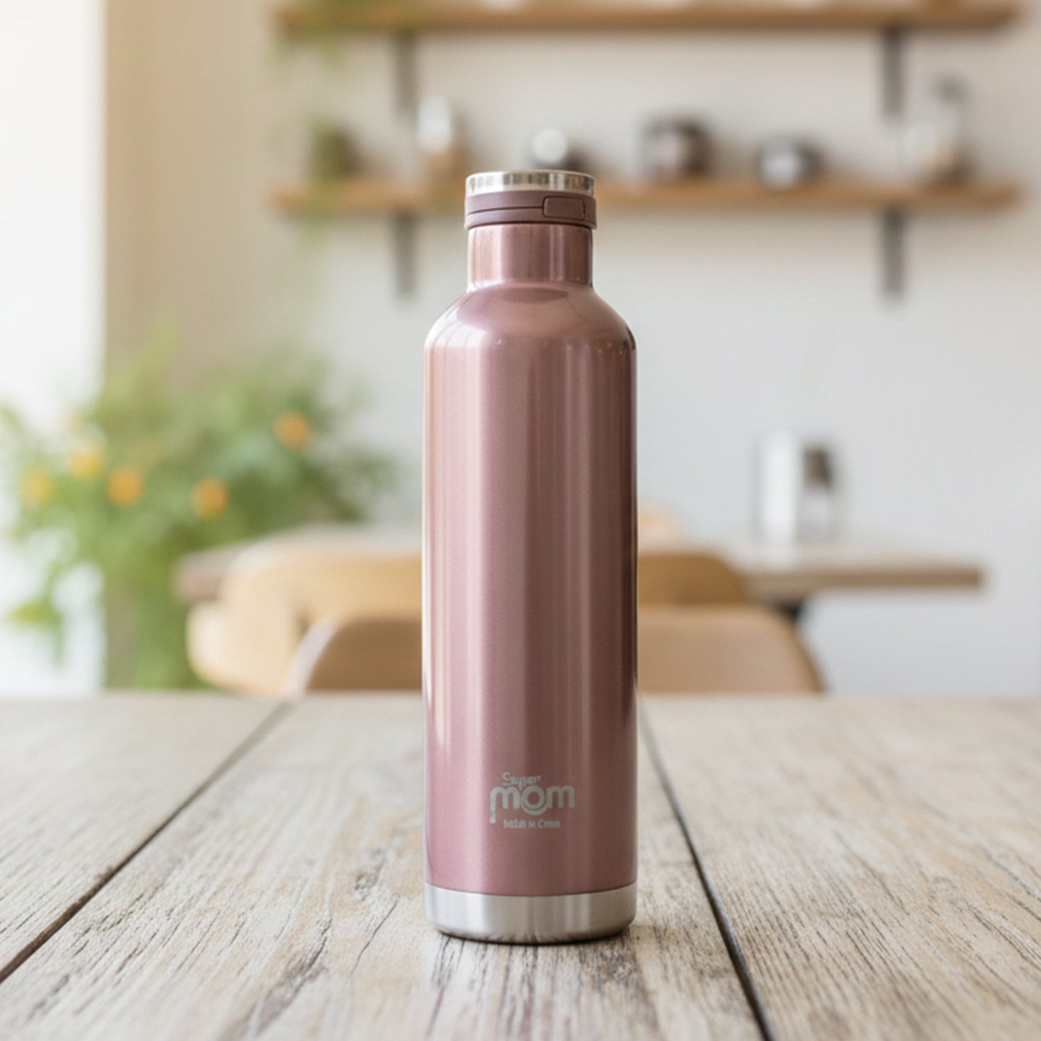 Stainless steel insulated water bottle with durable design