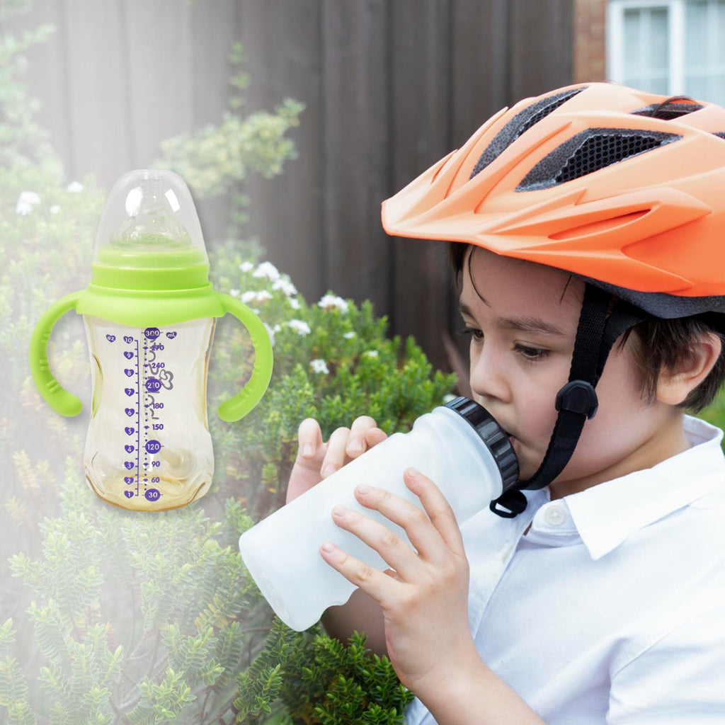 Feedora 300ml Plastic Baby Feeding Bottle bundled with a cleaning brush for easy maintenance.