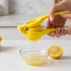 Citrus lemon squeezer for fresh juice extraction