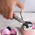 Easy glide stainless steel ice cream scoop 70 ML capacity