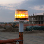 Long-lasting solar warning lantern for outdoor environments