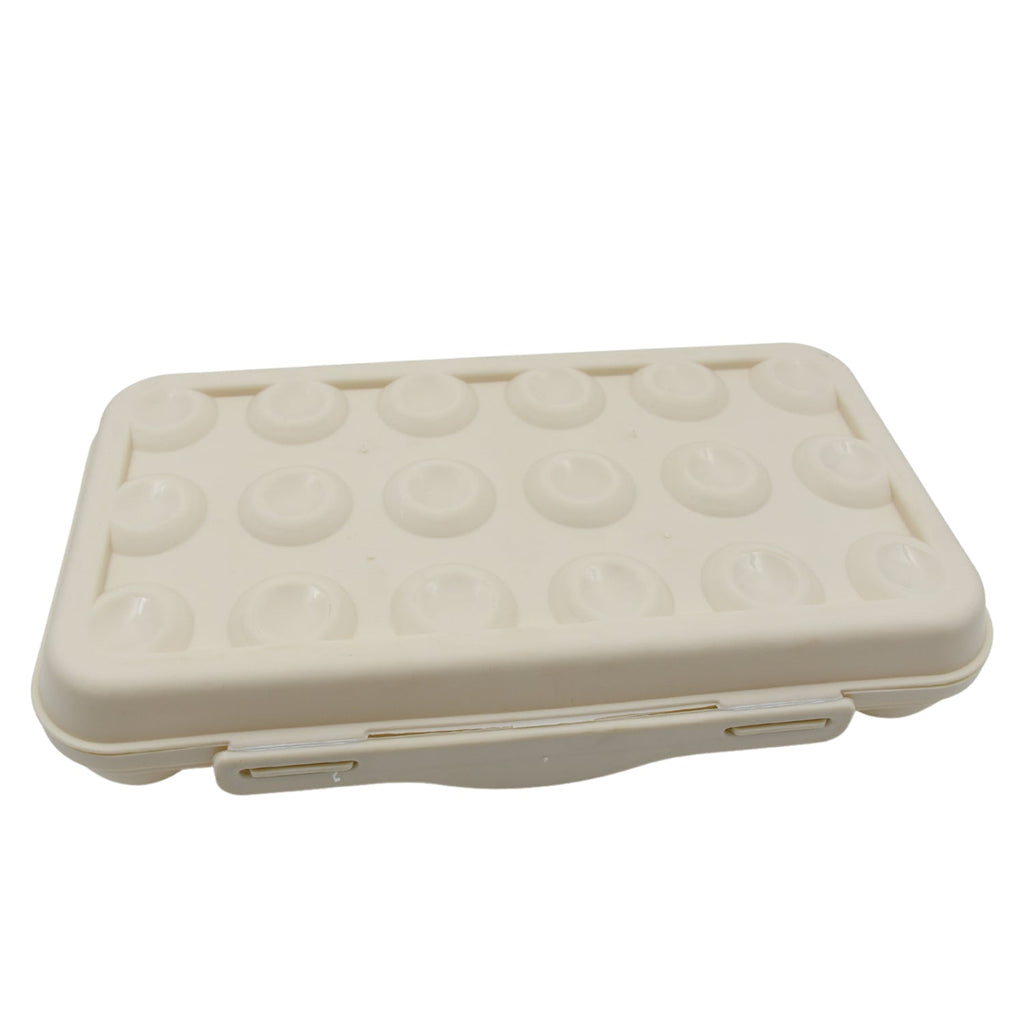 Transparent 18-grid egg storage box with a secure buckle closure.