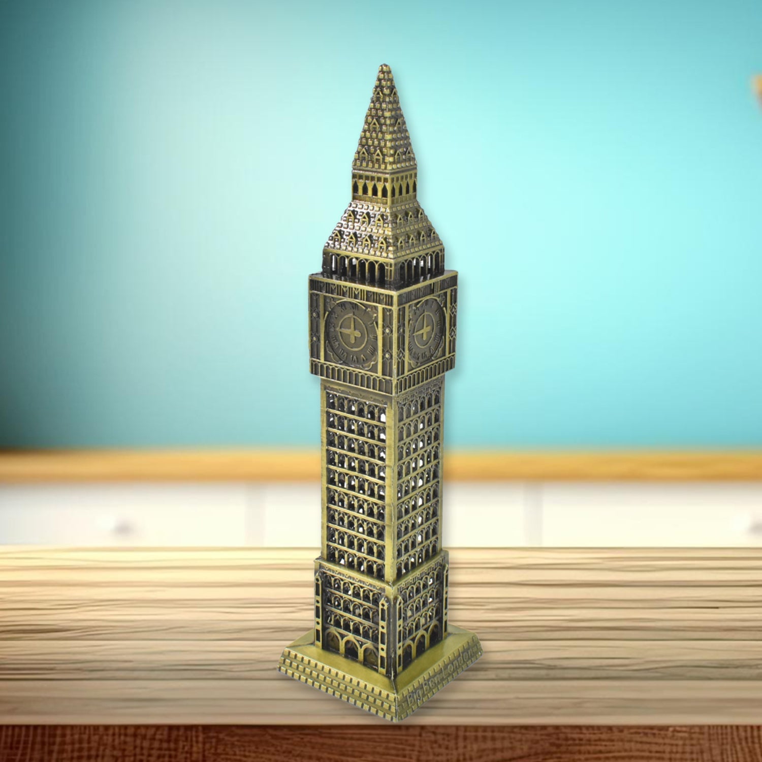 Detailed craftsmanship visible on Big Ben miniature metal home decor statue