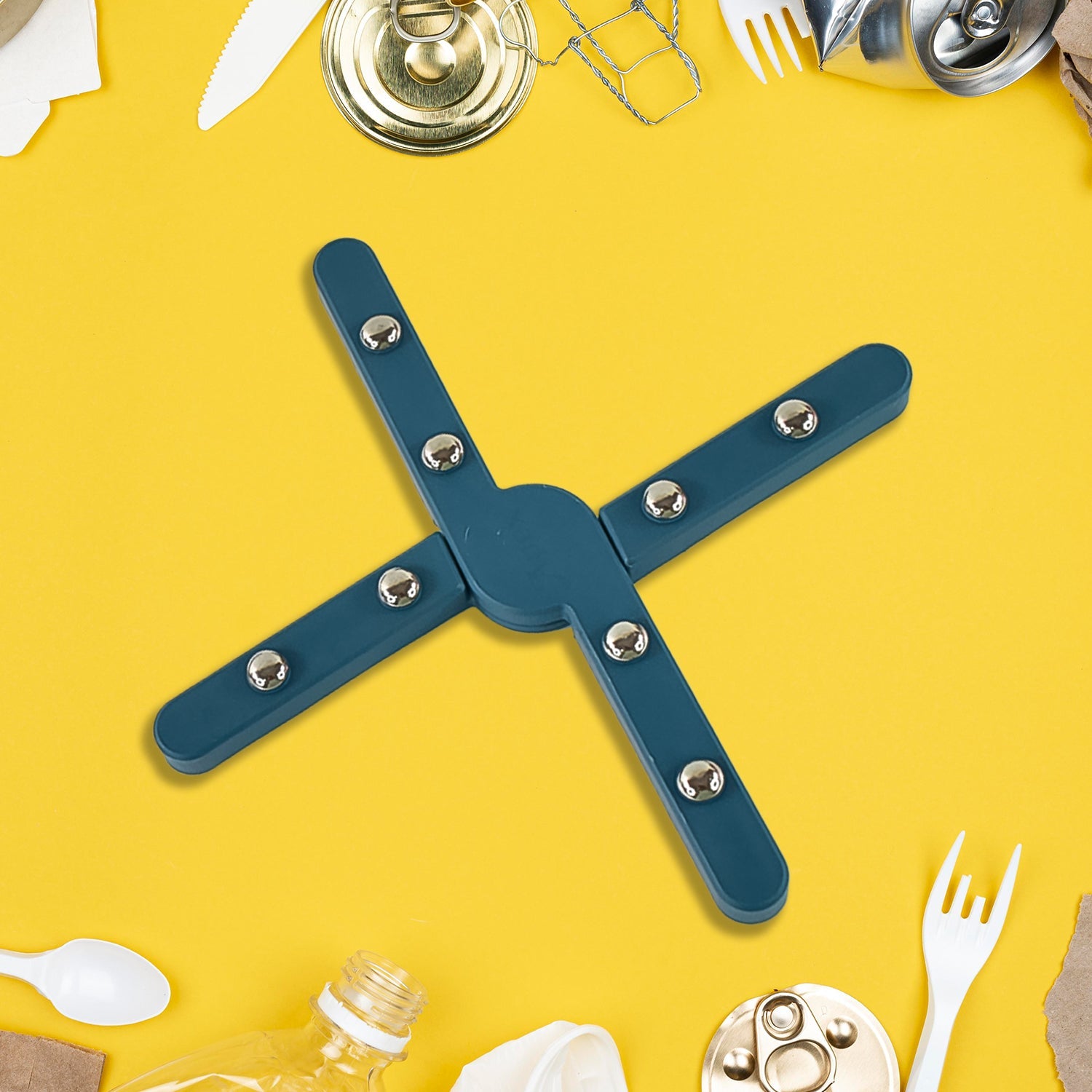 Apex foldable hot mate set showing heat-resistant 2-piece pan stand design