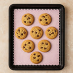 Multi-color baking paper sheets pack with decorative scalloped edges