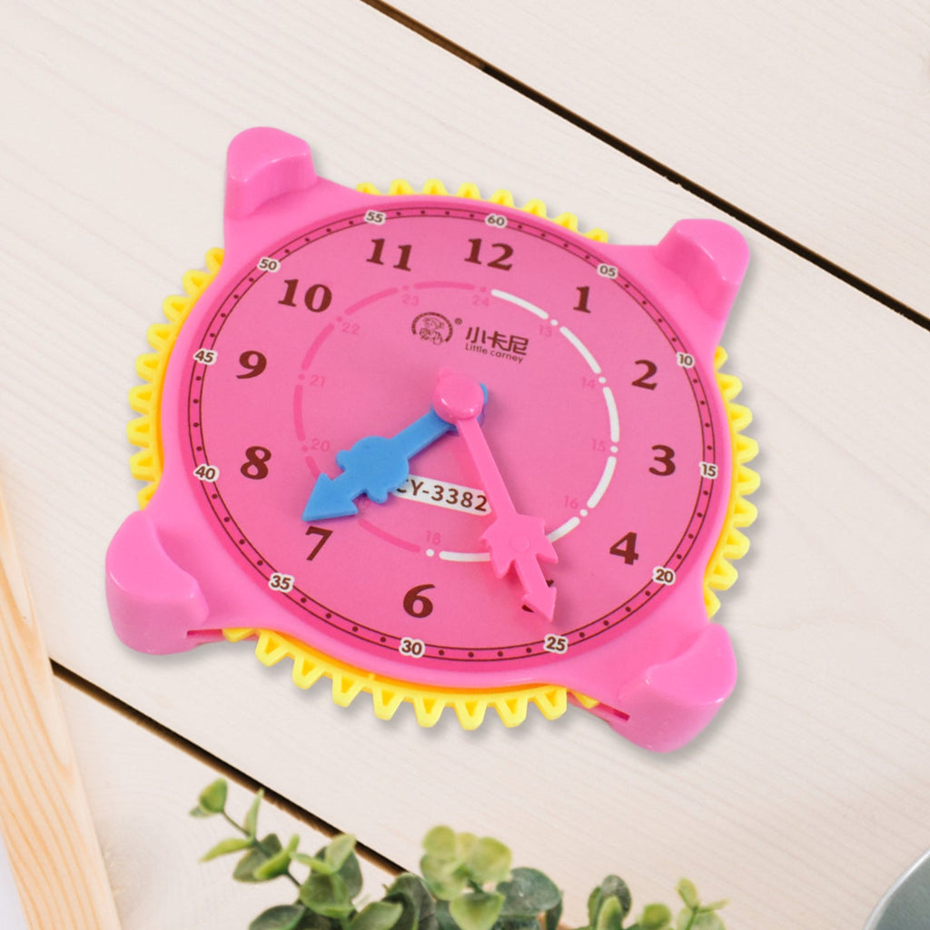 Durable navigation compass featuring both compass dial and timepiece