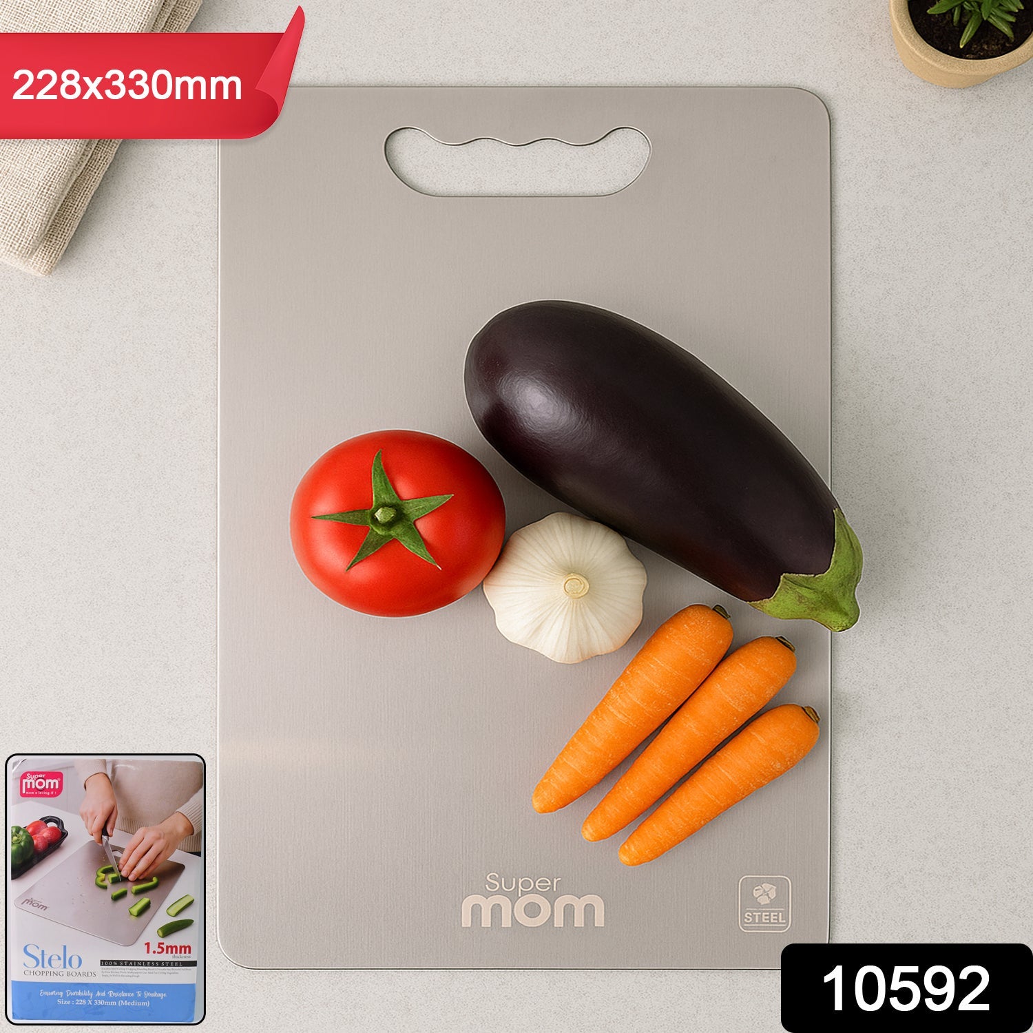 Durable kitchen cutting board resistant to stains and odors