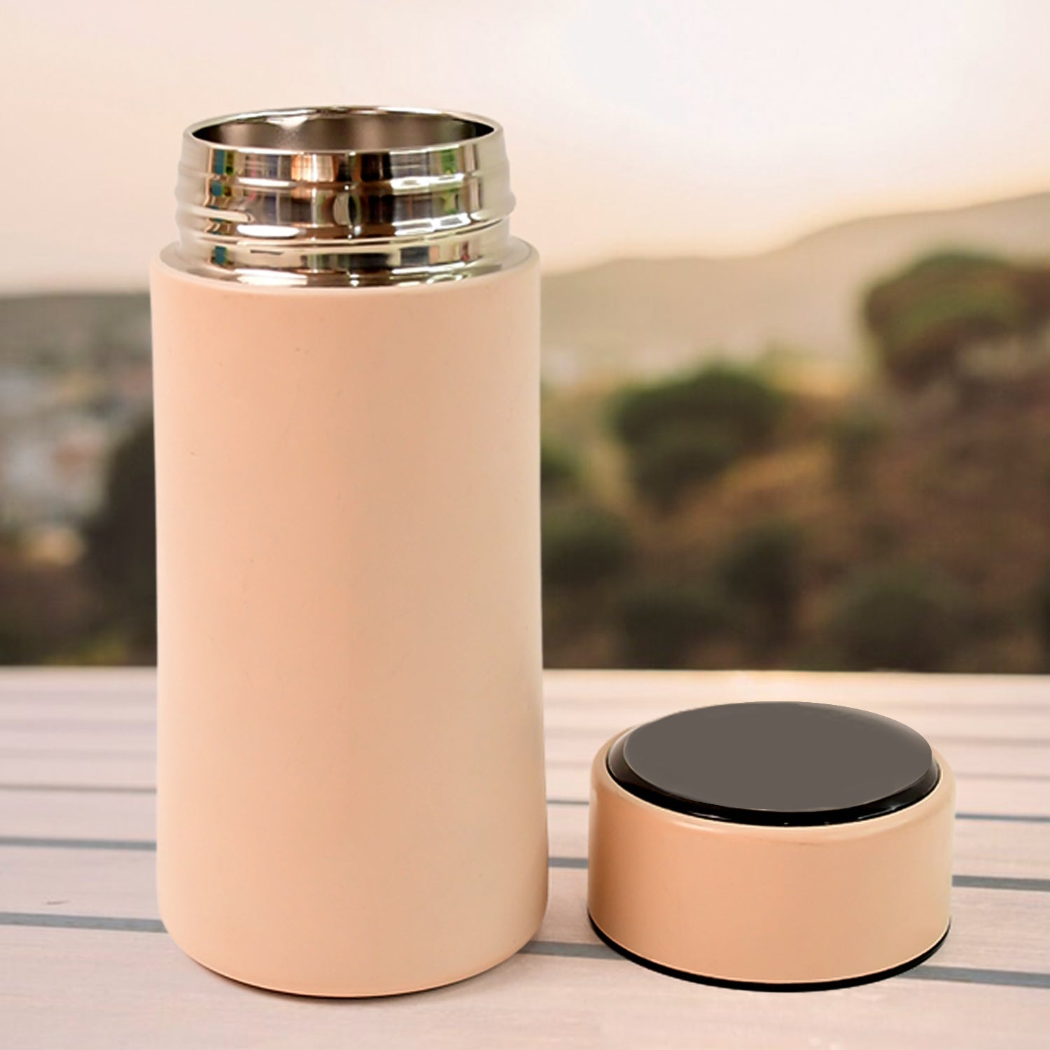 Portable stainless steel travel water bottle perfect for hot and cold beverages