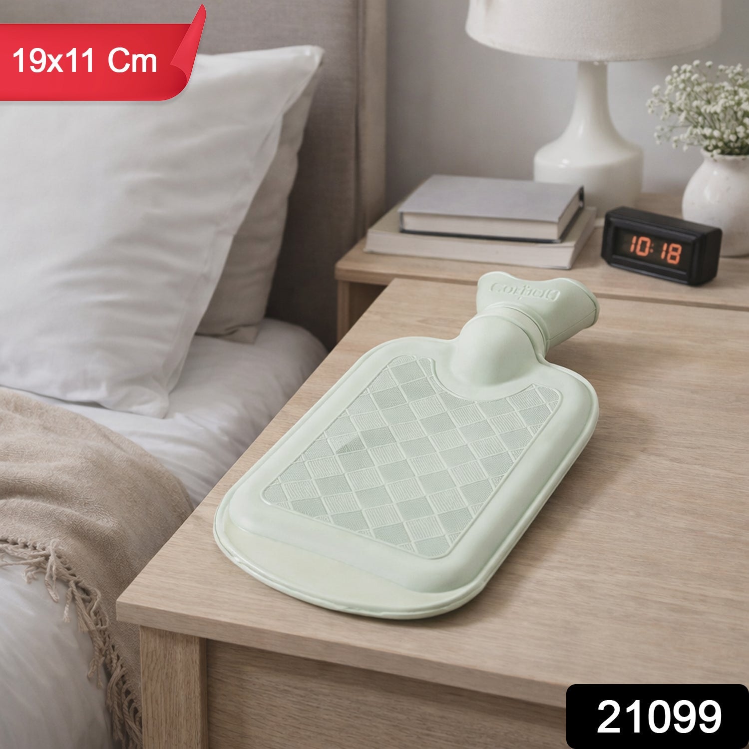 Compact hot water bag for muscle pain and stress relief, leak-proof design