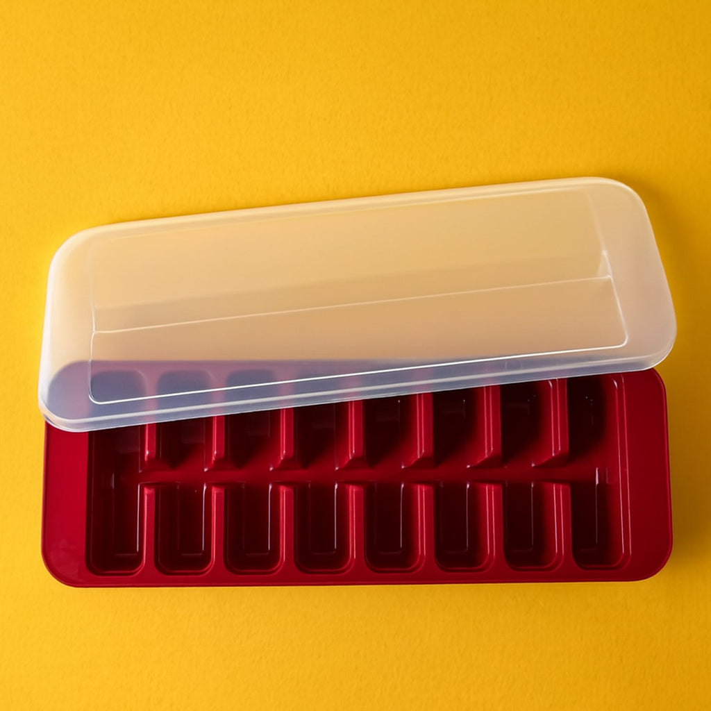 Durable ice cube tray making neat ice cubes with 2-in-1 compartment
