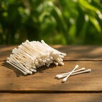 Pack of 100 cotton swabs with soft dual cotton tips and paper sticks
