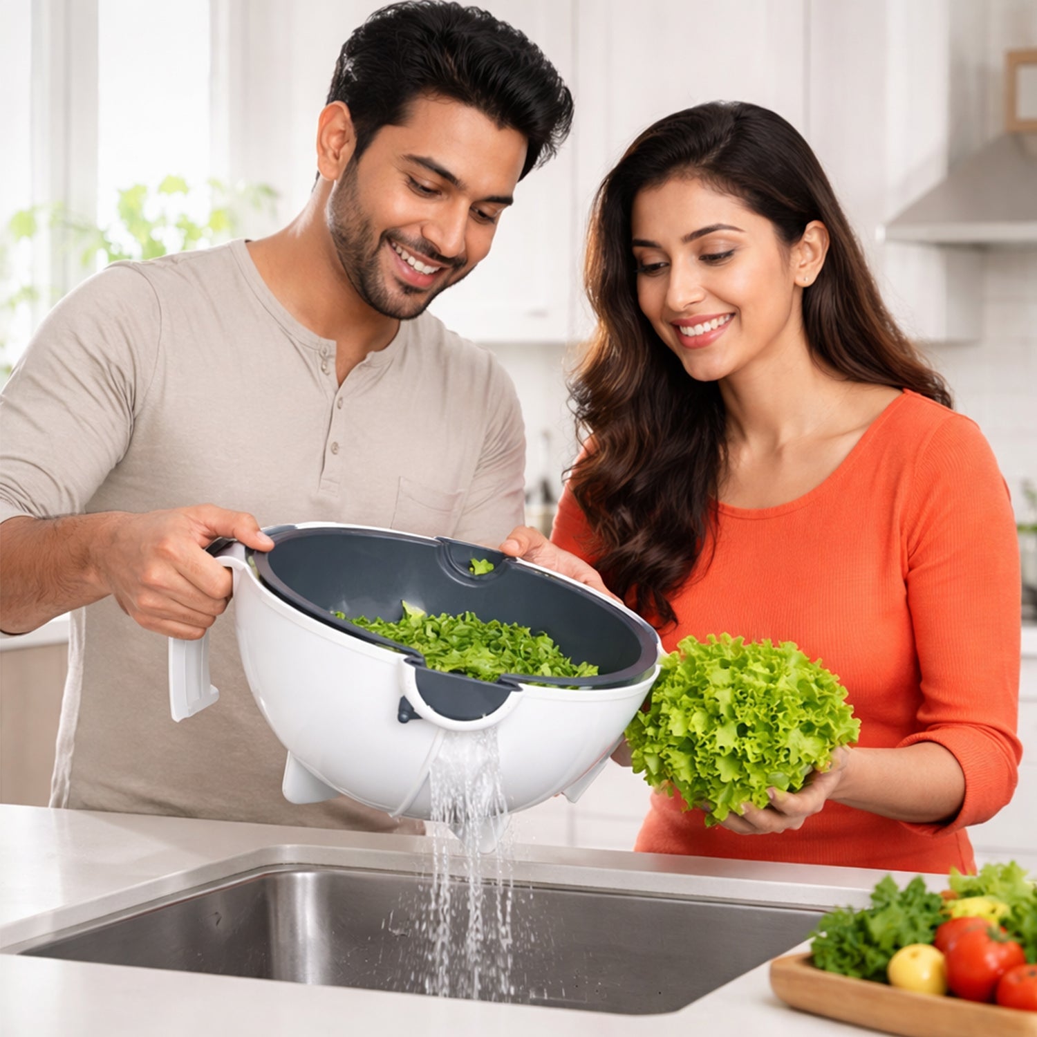 Plastic vegetable washing and straining bowl