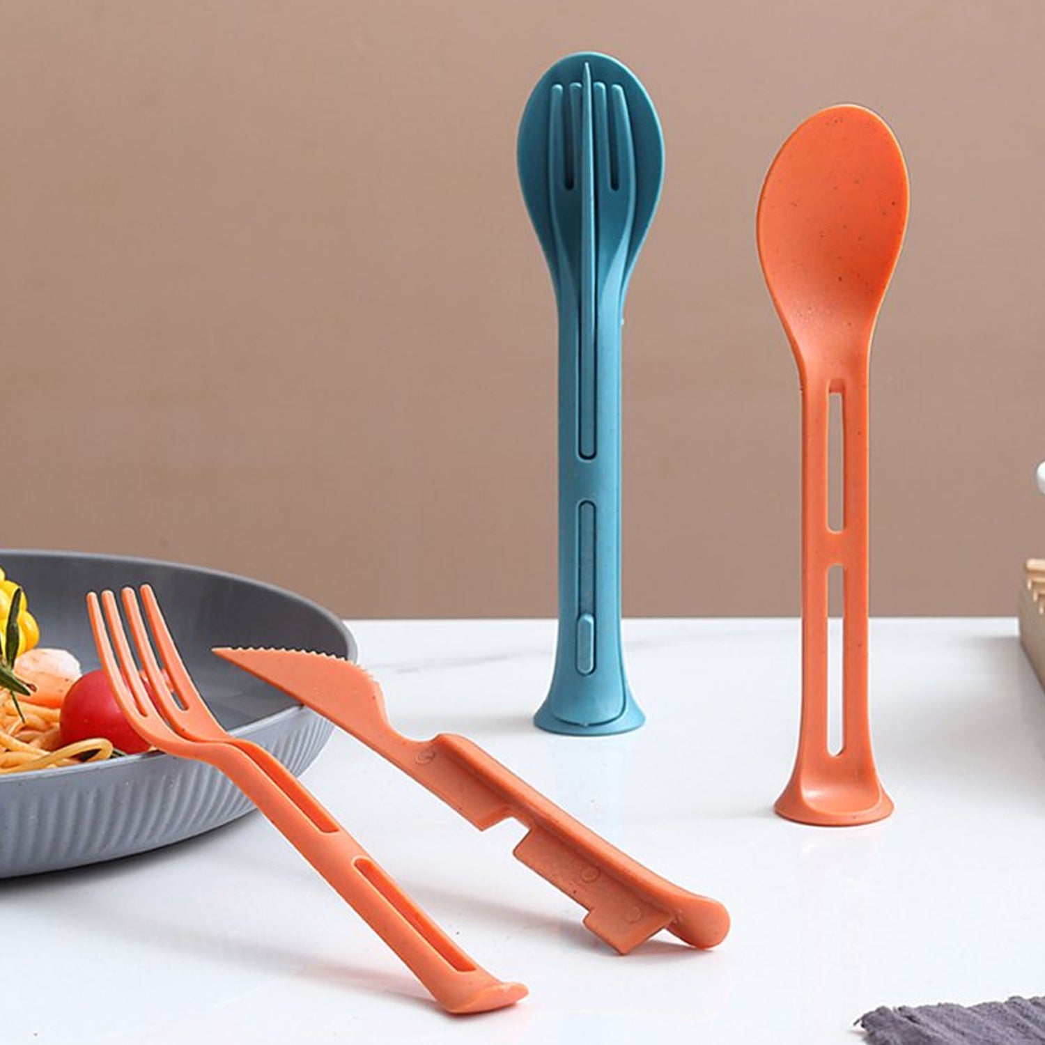 The versatile reusable cutlery set displayed with each utensil separated, ready for use.