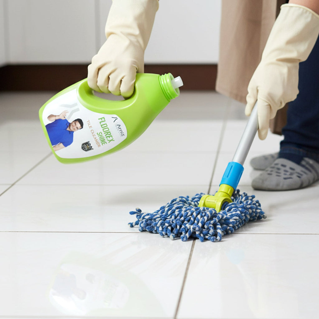Effective grout and tile stain remover liquid