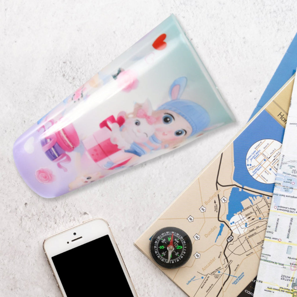Detailed view of the Unicorn Kids Water Bottle's secure lid and integrated straw.