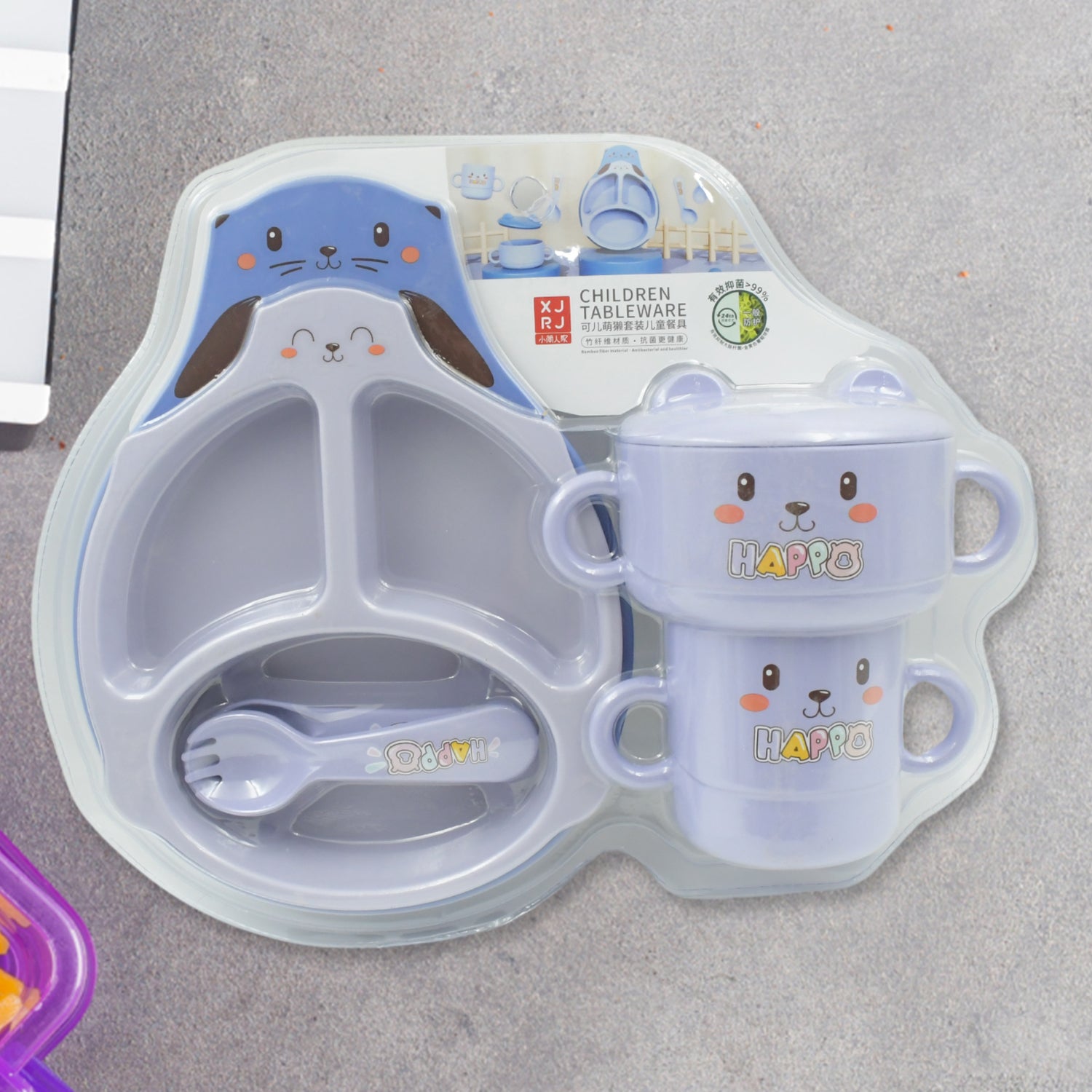 The full bamboo fibre baby feeding set neatly arranged on a table, highlighting its appealing design.