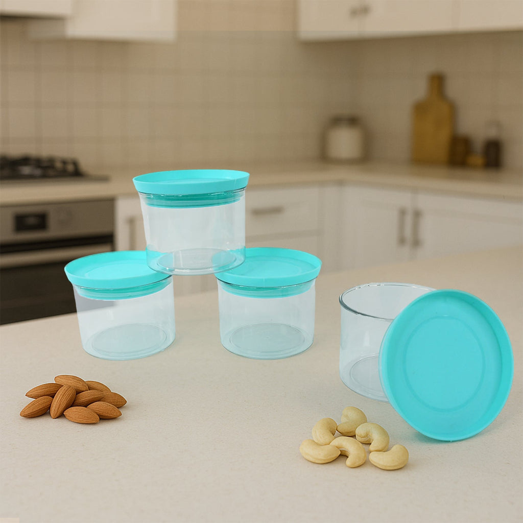 Hand demonstrating the secure airtight seal of an Organivo container from the Mukhwas Dani Set.