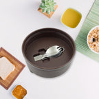 Top-down view of the leak-resistant tiffin with its secure lid and telescopic handle.