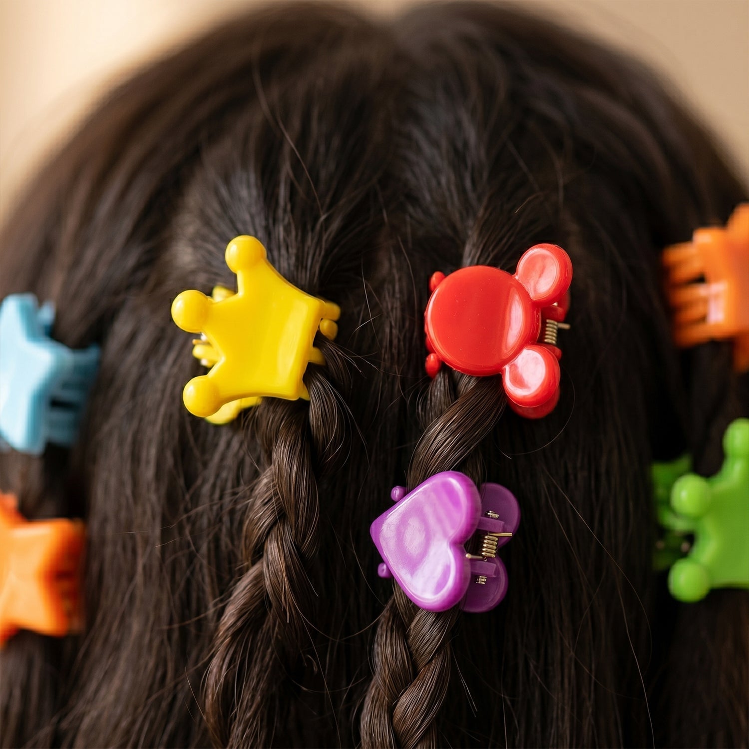 Multicolor plastic claw clips set
