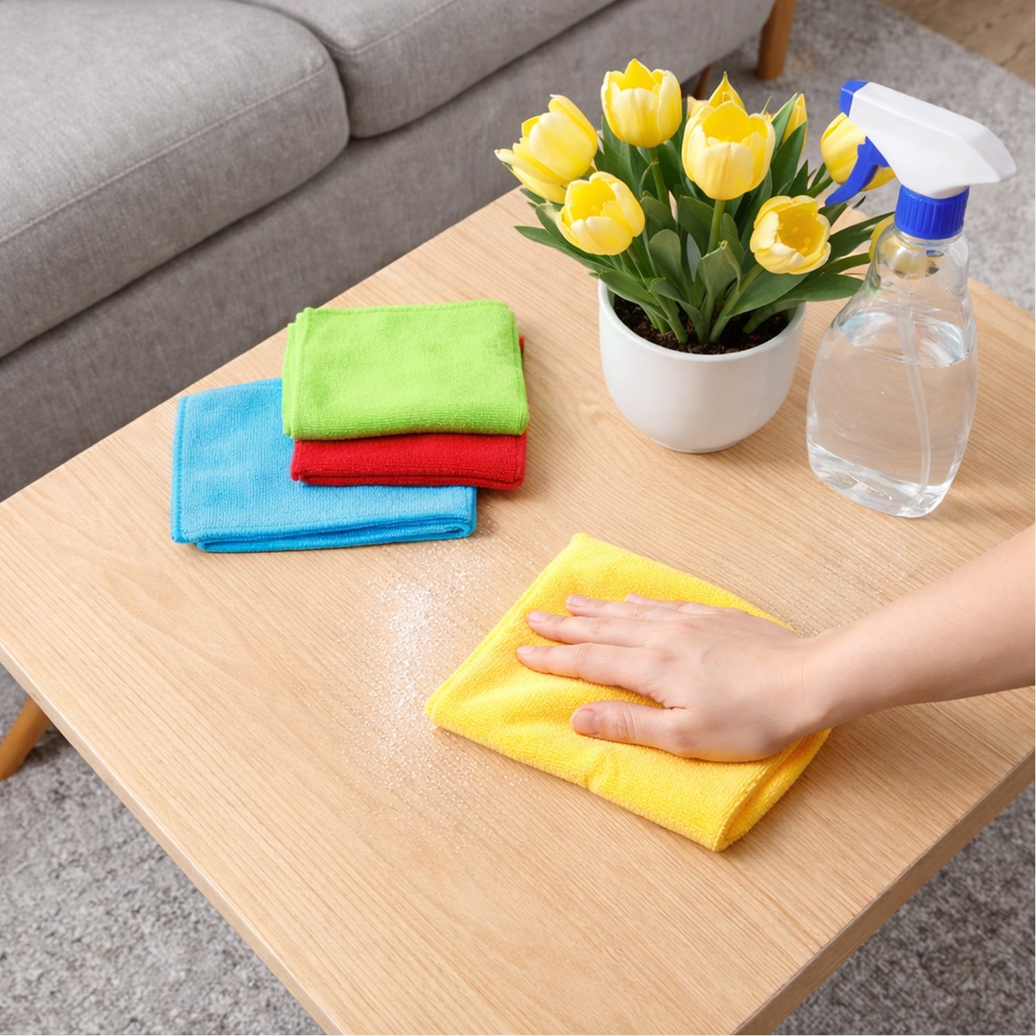 Soft, non-abrasive microfiber material used in cleaning cloths