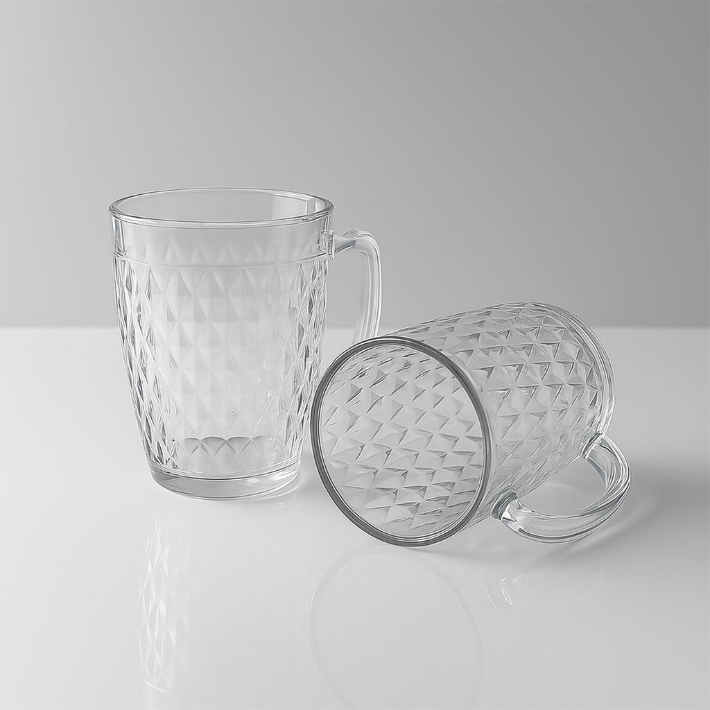 Detailed close-up of durable polycarbonate Mocktail Mug with spill-resistant rim