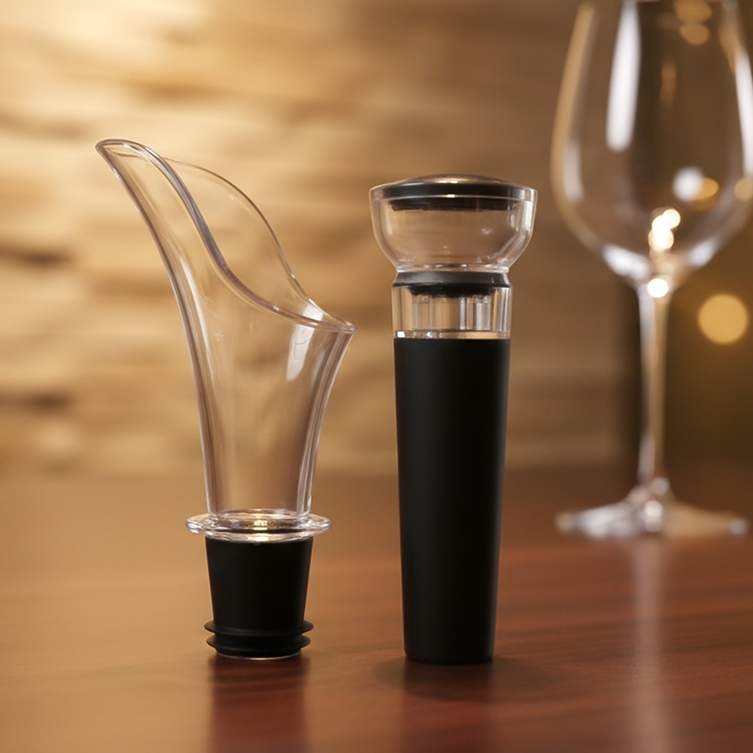 Pouring wine smoothly using drip-free wine pourer accessory