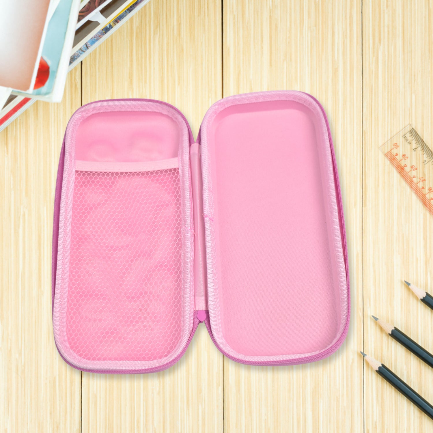 Lightweight cartoon zipper pencil case for travel
