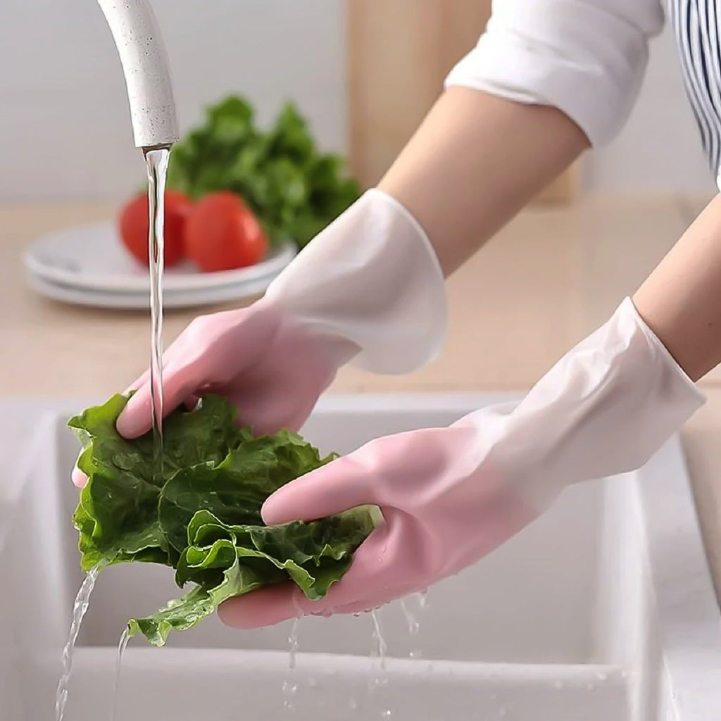 Waterproof small size gloves ideal for household cleaning tasks