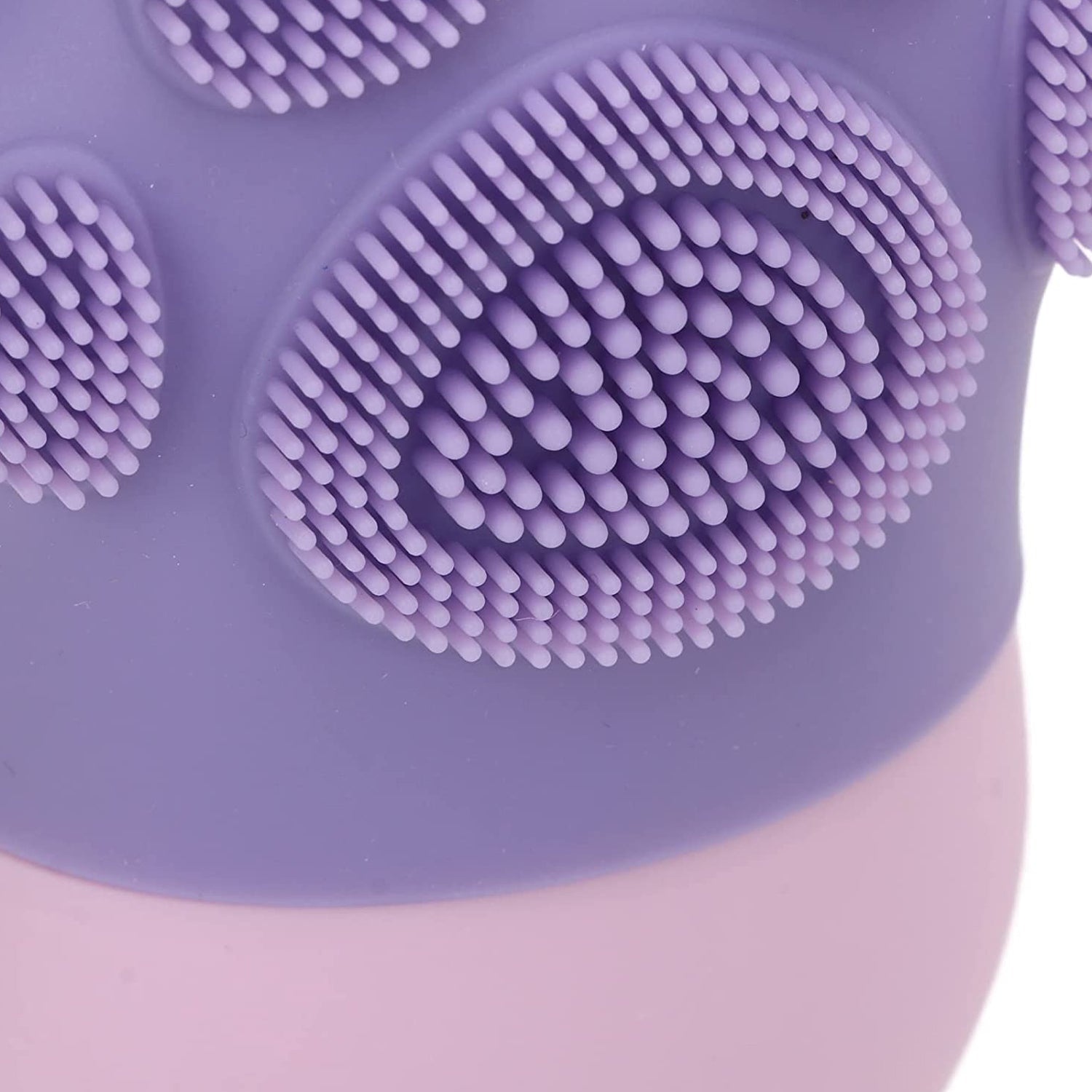 Silicone ice roller with a comfortable, easy-grip base.